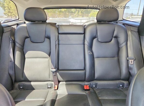 LYVBR0DL3JB118194 2018 VOLVO XC60 Черный Вид задних сидений