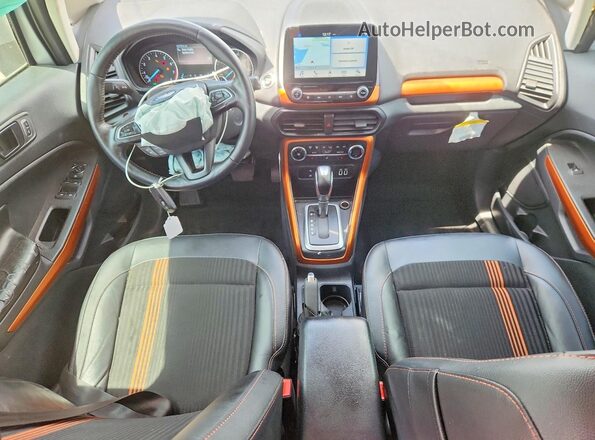 MAJ6P1CL0JC240737 2018 FORD ECOSPORT Серебряный Вид панели приборов