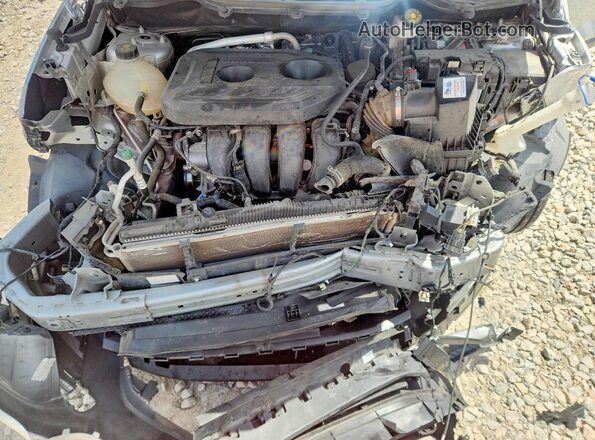 MAJ6P1CL0JC240737 2018 FORD ECOSPORT Серебряный Вид задней части салона