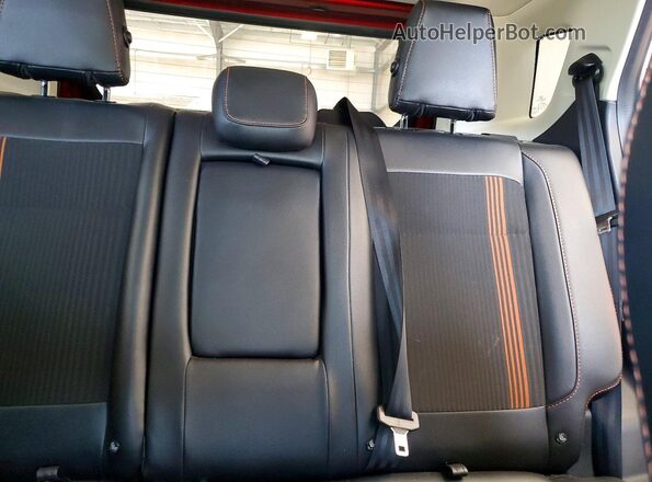 MAJ6P1CL3JC243499 2018 FORD ECOSPORT Red Вид задніх сидінь