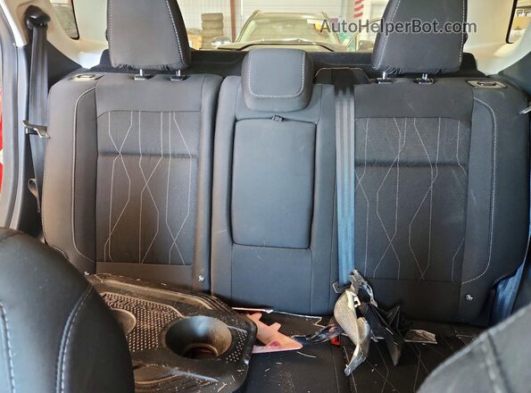 MAJ6S3GL4NC457573 2022 FORD ECOSPORT Красный Вид задних сидений