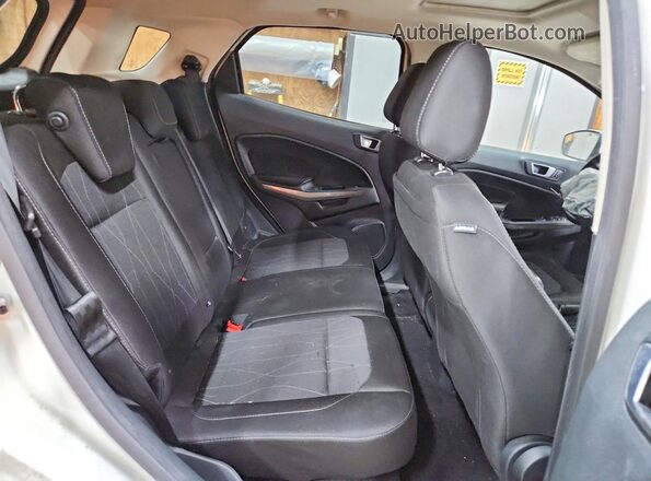MAJ6S3GLXKC272164 2019 FORD ECOSPORT White Vista interior trasera