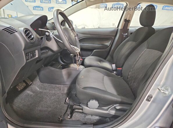 ML32AUHJ6RH031913 2024 MITSUBISHI MIRAGE Silver Widok wnętrza z przodu