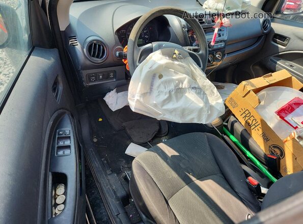ML32F3FJ4HHF08421 2017 MITSUBISHI MIRAGE Black Vista del salpicadero