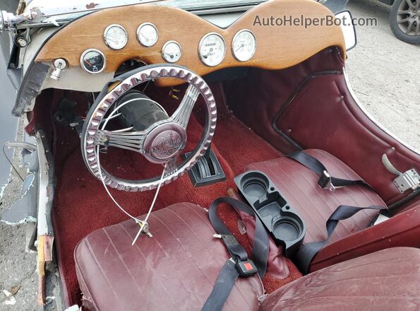 MV1N3517061ND 1939 JAGUAR ROADSTER Двухцветный Вид панели приборов
