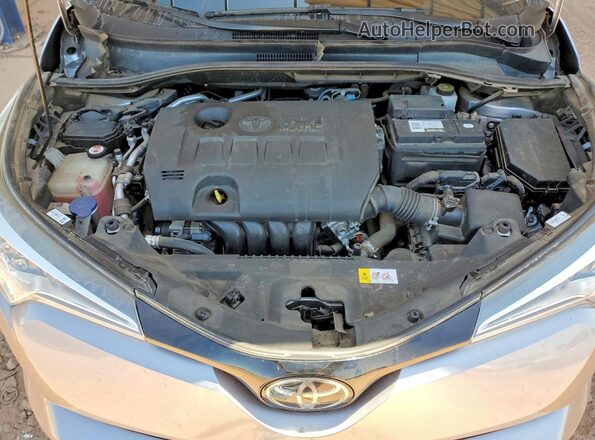 NMTKHMBX0JR013590 2018 TOYOTA C-HR Silver ძრავის განყოფილების ხედი