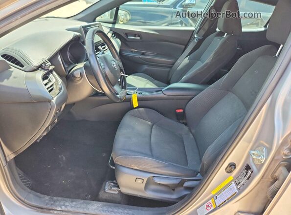 NMTKHMBX2JR039964 2018 TOYOTA C-HR Silver Vista interior delantera