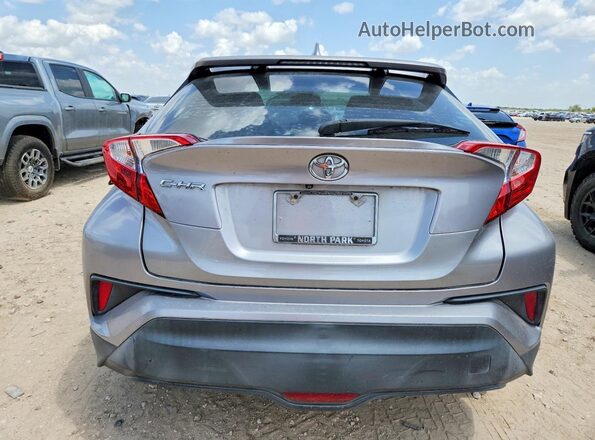 NMTKHMBX2JR039964 2018 TOYOTA C-HR Silver Vista trasera