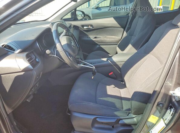 NMTKHMBX3JR043070 2018 TOYOTA C-HR Gray Vista interior delantera