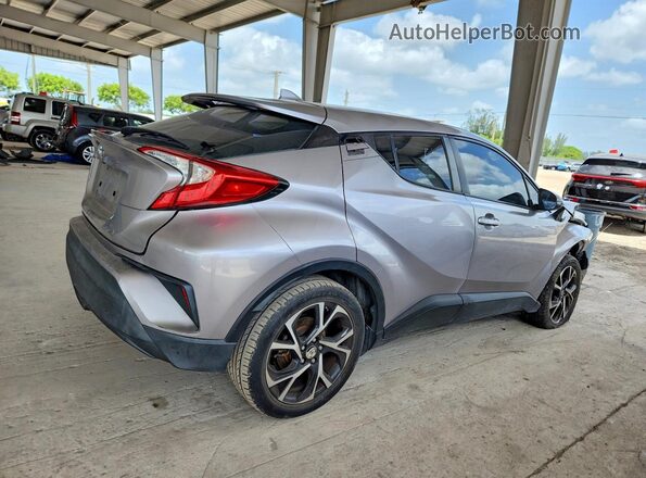 NMTKHMBX3JR046292 2018 TOYOTA C-HR Серебряный Задняя правая четверть
