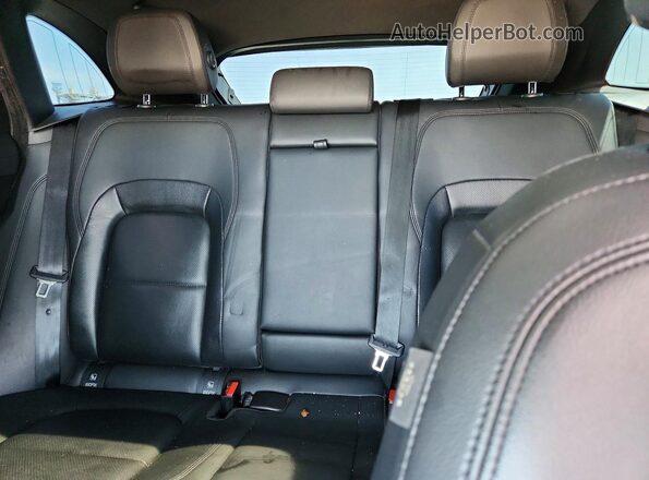 SADCJ2EX6NA699393 2022 JAGUAR F-PACE Red Rear seats view