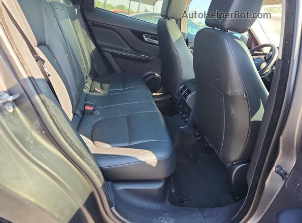 SADCJ2FX1JA255329 2018 JAGUAR F-PACE Gray Vista interior trasera