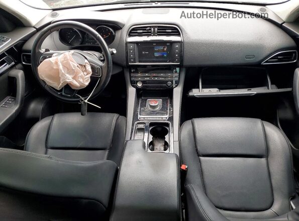 SADCJ2FX4JA288759 2018 JAGUAR F-PACE Black Dashboard view