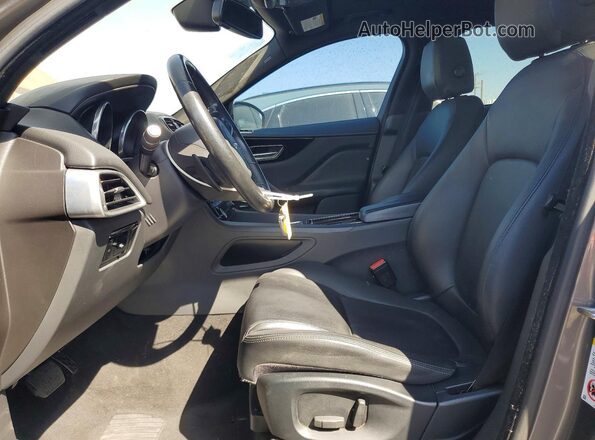 SADCJ2FXXJA244412 2018 JAGUAR F-PACE Gray Front interior view