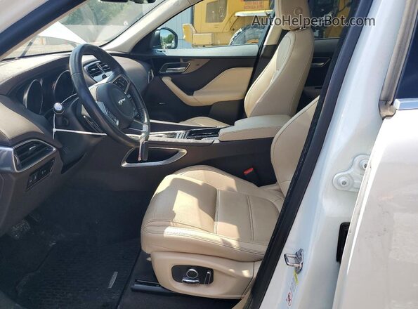 SADCK2FX1LA645041 2020 JAGUAR F-PACE White Front interior view