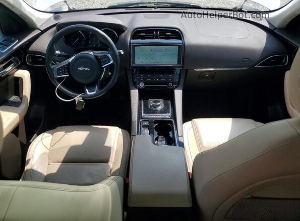 SADCK2FX1LA645041 2020 JAGUAR F-PACE White Dashboard view