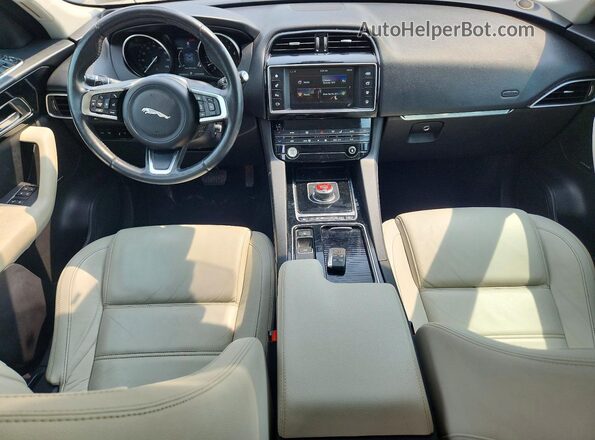 SADCK2FX4JA258075 2018 JAGUAR F-PACE Green Dashboard view