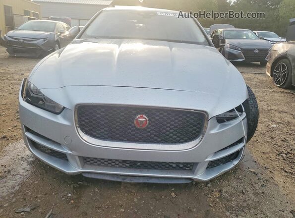 SAJAD4BV0HCP11444 2017 JAGUAR XF Silver Widok z przodu