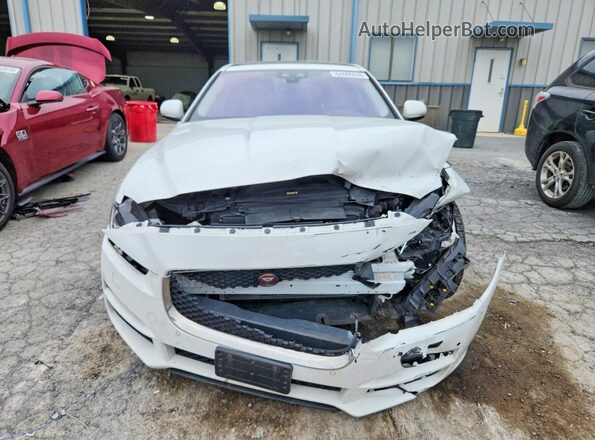 SAJAJ4FN4JCP28370 2018 JAGUAR XF White Front view