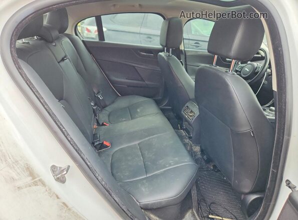 SAJAJ4FN4JCP28370 2018 JAGUAR XF White Rear seats view