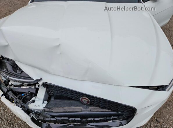 SAJAT4GX8LCP59652 2020 JAGUAR XF White უკანა სალონის ხედი