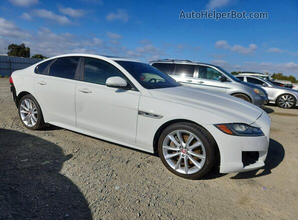 SAJBF4BV5GCY16283 2016 JAGUAR XF Белый Передняя правая четверть
