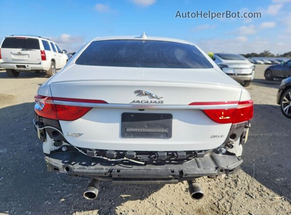 SAJBF4BV5GCY16283 2016 JAGUAR XF Белый Вид сзади