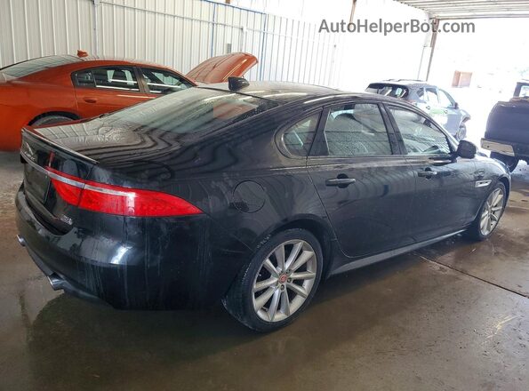 SAJBL4BV2GCY23782 2016 JAGUAR XF Black Tył prawy