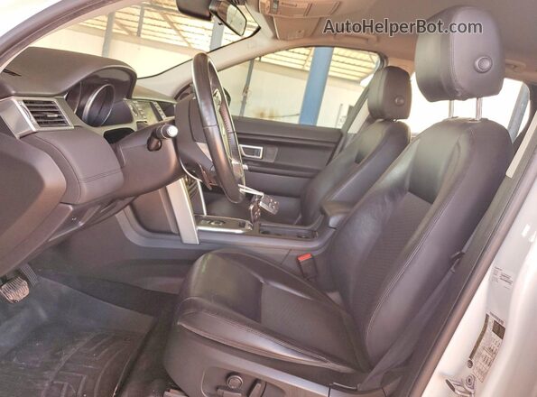 SALCP2BG0HH705594 2017 LAND ROVER DISCOVERY White Widok wnętrza z przodu