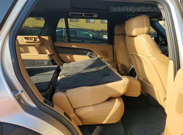 SALKPBE93SA301035 2025 LAND ROVER RANGE Gold უკანა სავარძლების ხედი