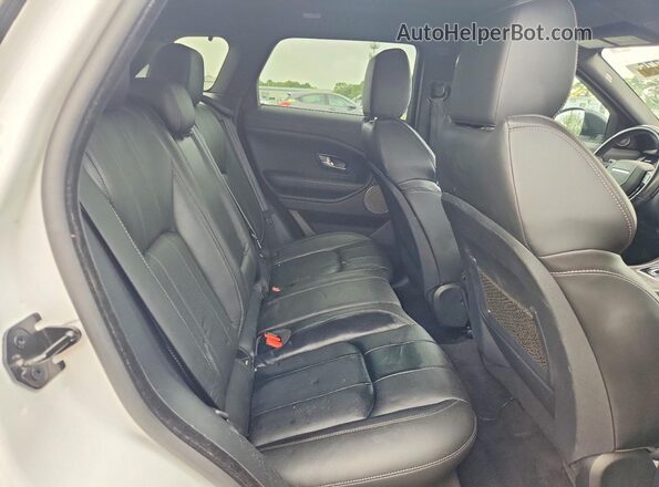 SALVP2RX3JH322642 2018 LAND ROVER RANGE White Rear interior view