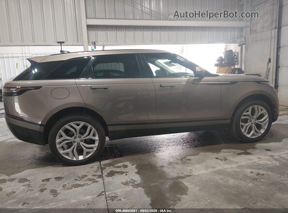 SALYC2RV3JA702788 2018 LAND ROVER RANGE ROVER VELAR Золотой Вид задней части салона