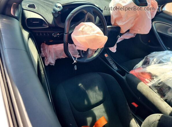 SBM16BEA4SW002793 2025 MCLAREN ARTURA White Вид панелі приладів