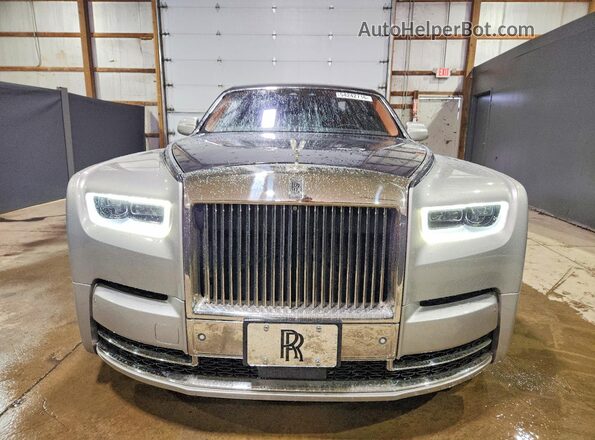SCA687S5XJU104534 2018 ROLLS-ROYCE PHANTOM Silver Դիմացի տեսք