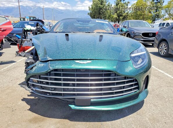 SCFRMFGW7SGM15661 2025 ASTON MARTIN DB12 Зеленый Вид спереди