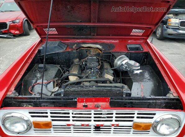 U15GLN26459 1971 FORD BRONCO Красный Вид задней части салона