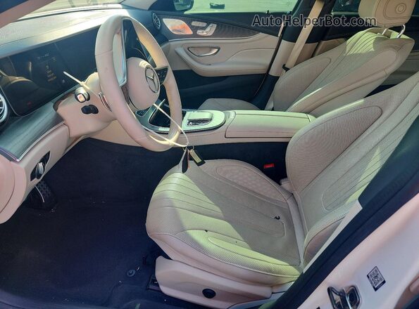 W1K2J5KB2NA104692 2022 MERCEDES-BENZ CLS-CLASS Белый Вид салона спереди