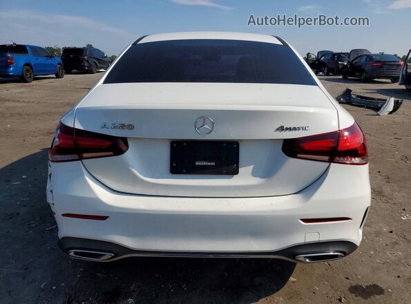 W1K3G4FB0NJ362989 2022 MERCEDES-BENZ A White Rear view