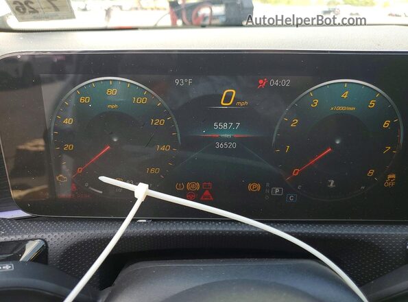 W1K5J4HBXMN161809 2021 MERCEDES-BENZ CLA-CLASS White Սարքավորումների վահանակի տեսք