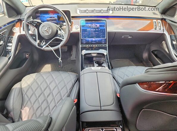 W1K6G6KB3RA303200 2024 MERCEDES-BENZ S Черный Вид панели приборов