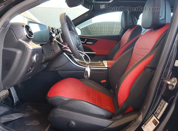 W1KAF4GB3PR154702 2023 MERCEDES-BENZ C Black Widok wnętrza z przodu