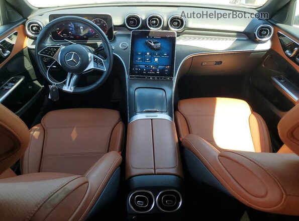 W1KAF4GB7PR100383 2023 MERCEDES-BENZ C Белый Вид панели приборов