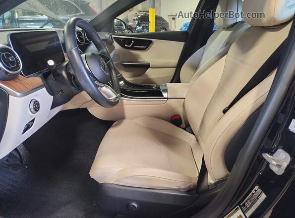 W1KAF4HB2RR206838 2024 MERCEDES-BENZ C Black Вид салону спереду