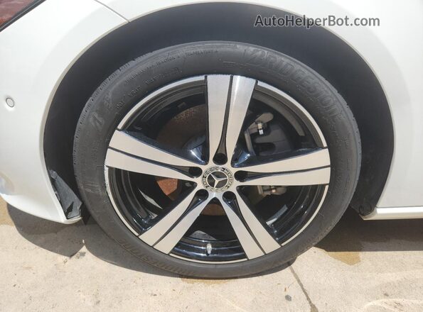 W1KAF4HB5RR129690 2024 MERCEDES-BENZ C White სალონის 360-გრადუსიანი ხედი