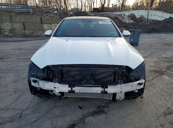 W1KAF4HB6SR242098 2025 MERCEDES-BENZ C White Front view