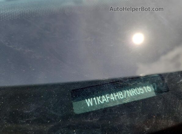 W1KAF4HB7NR051617 2022 MERCEDES-BENZ C White Widok komory silnika