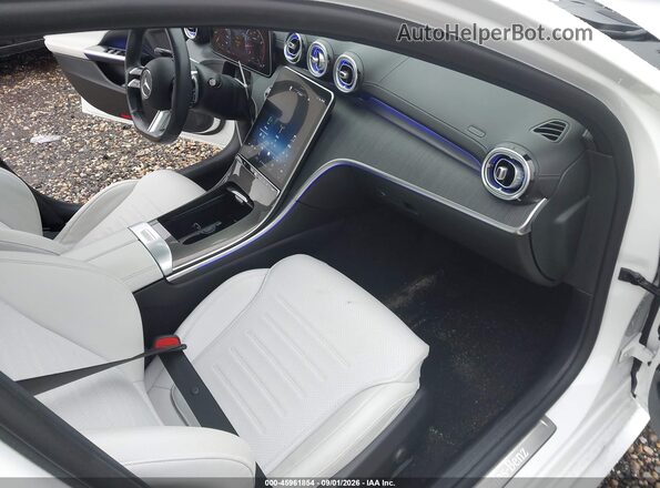 W1KAF4HB8PR084872 2023 MERCEDES-BENZ C-CLASS White Vista interior delantera