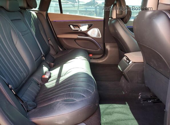 W1KCG2DB5NA012507 2022 MERCEDES-BENZ EQS Charcoal Widok wnętrza z tyłu