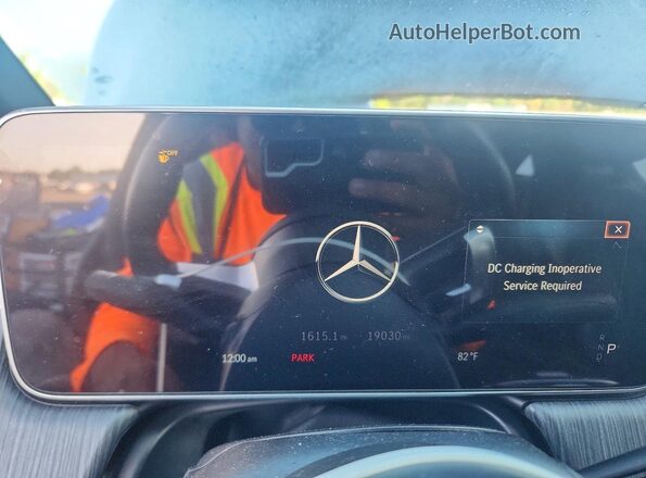 W1KEG2BB7RF052916 2024 MERCEDES-BENZ EQE Black Vista del cuadro de instrumentos