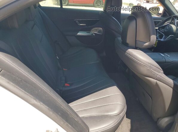 W1KLF4HB9SA117216 2025 MERCEDES-BENZ E Gray Rear seats view